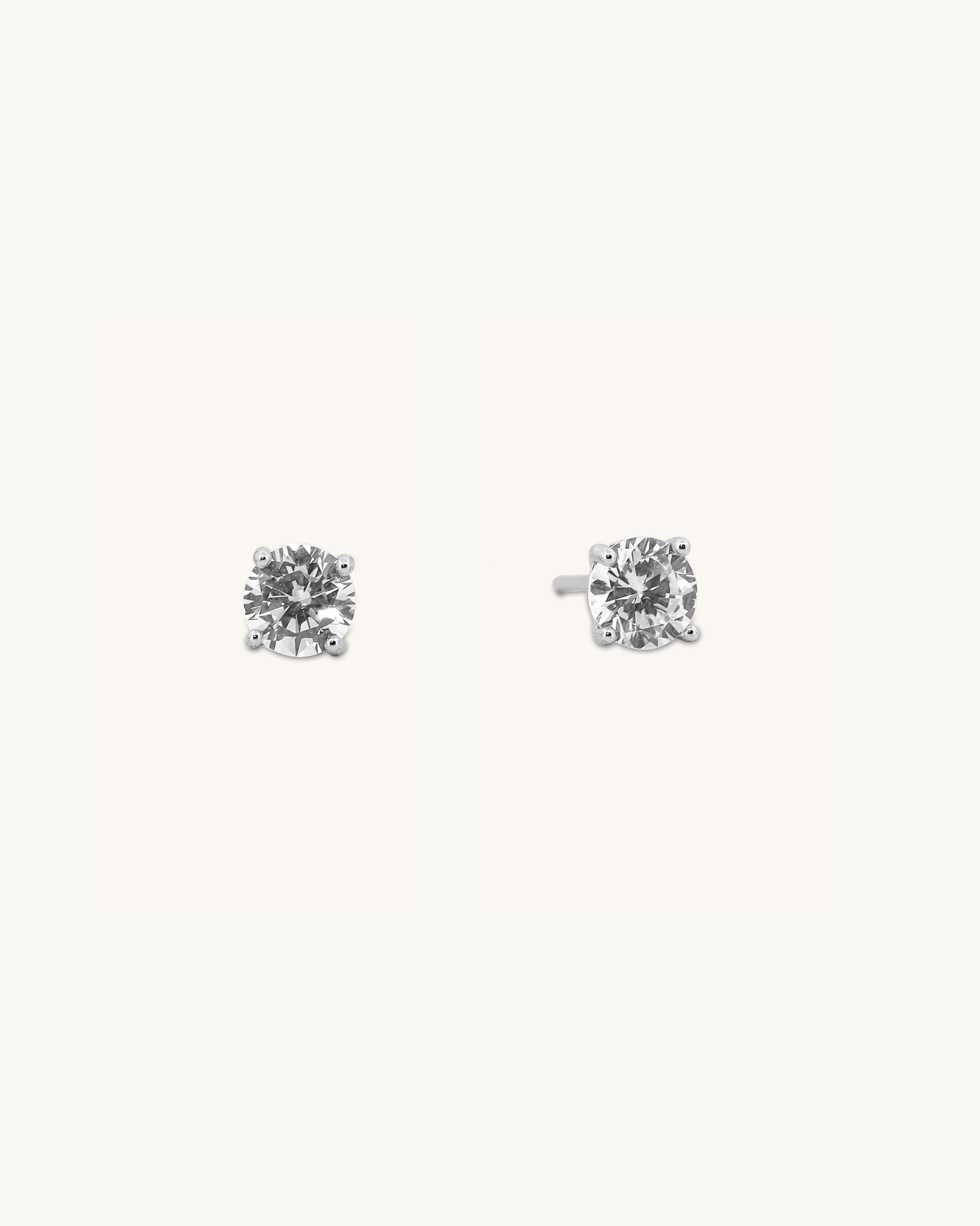 0.37 ct. (4mm) Stud Earring